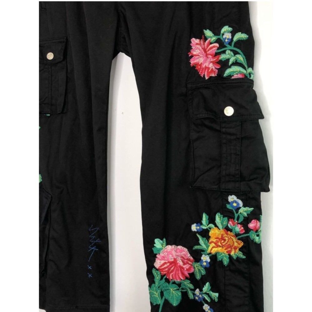 Johnny Was Black Crop Embroidered Cargo Pants M EUC - Picture 4 of 16